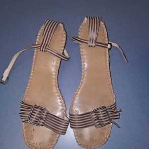 Ladies sandles